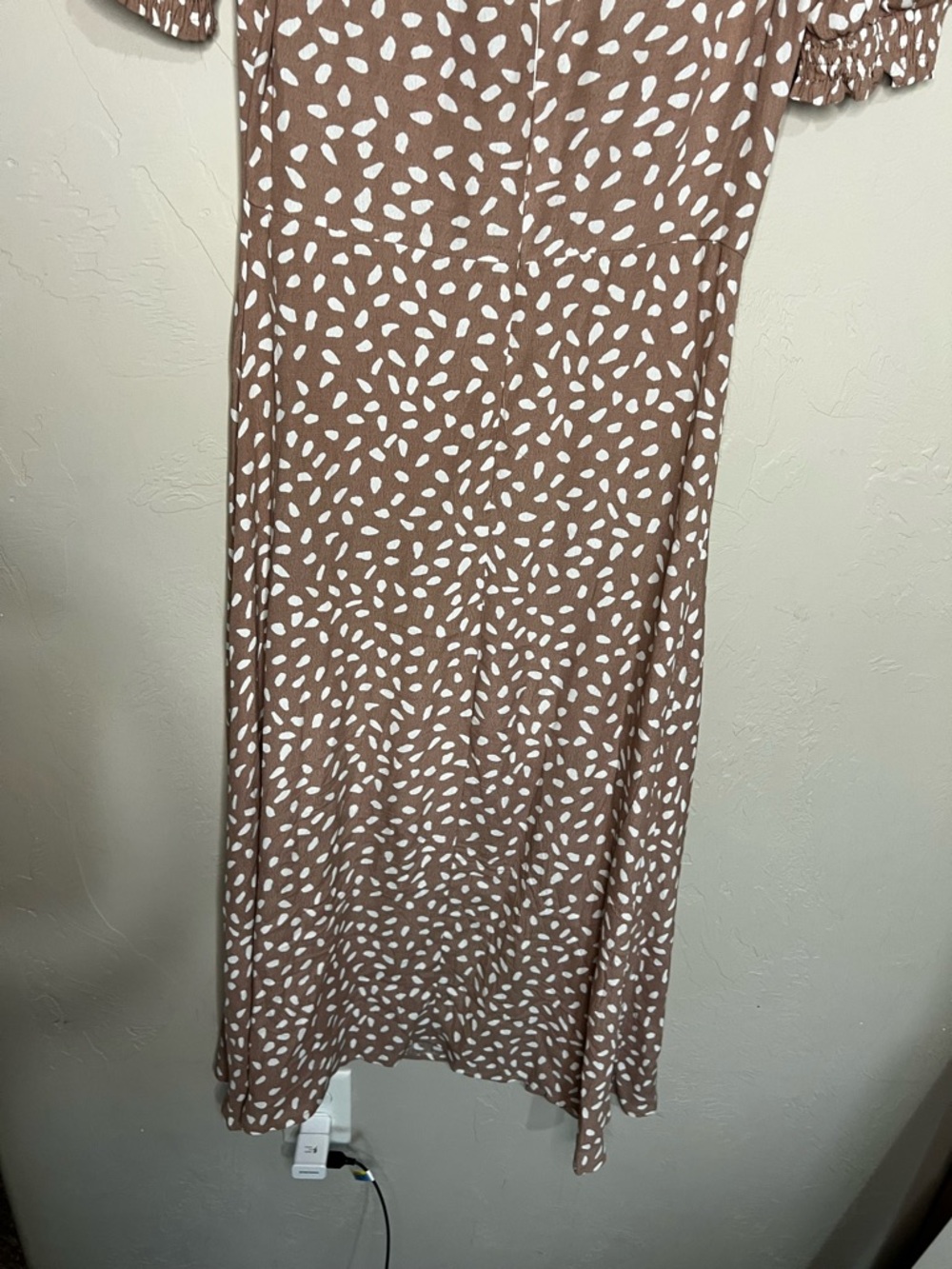 Petal & Pup Franklin Puff Sleeve Side Slit Taupe Sweatheart Neckline Midi Dress - Picture 13 of 13
